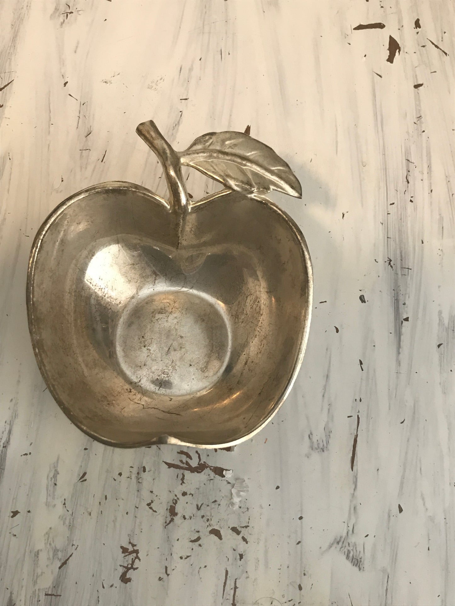 Apple bowl, trinket dish