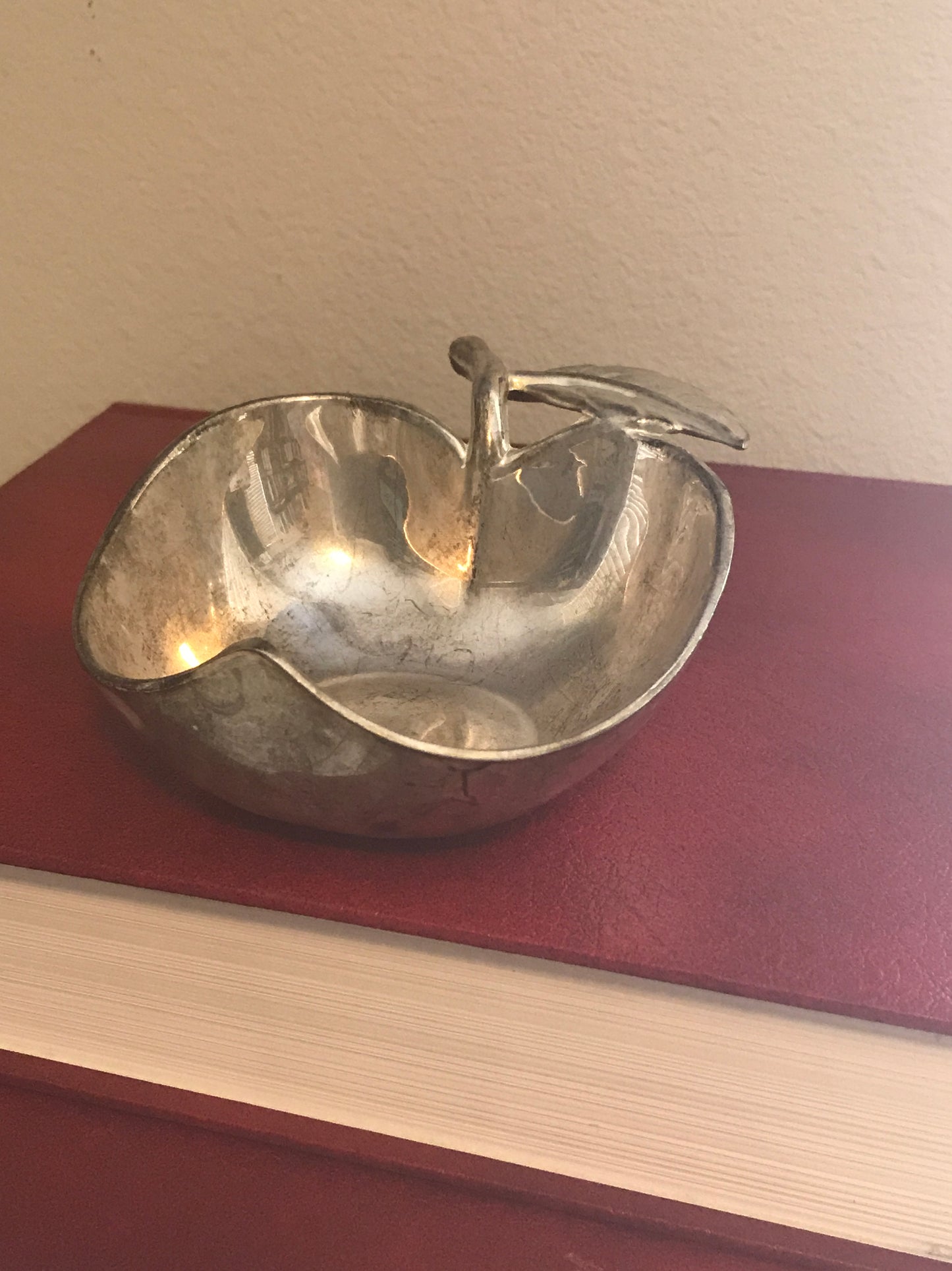 Apple bowl, trinket dish