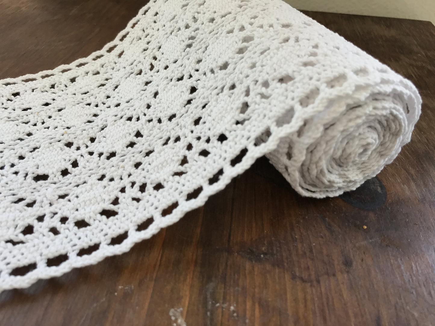 Thick white cotton lace, vintage stock