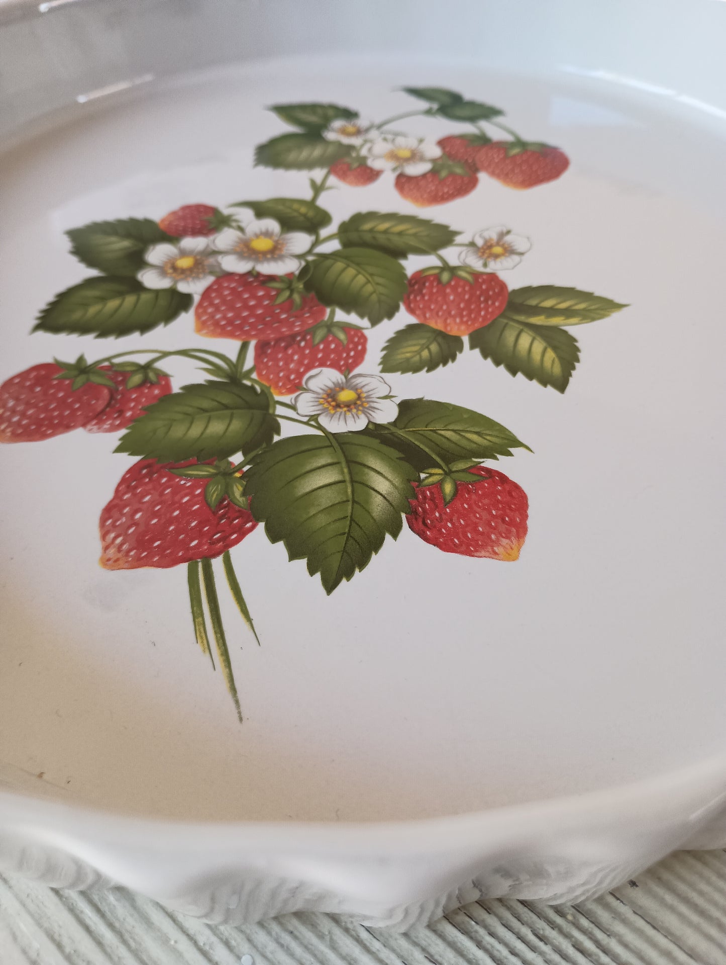 Strawberry display large plate, vintage