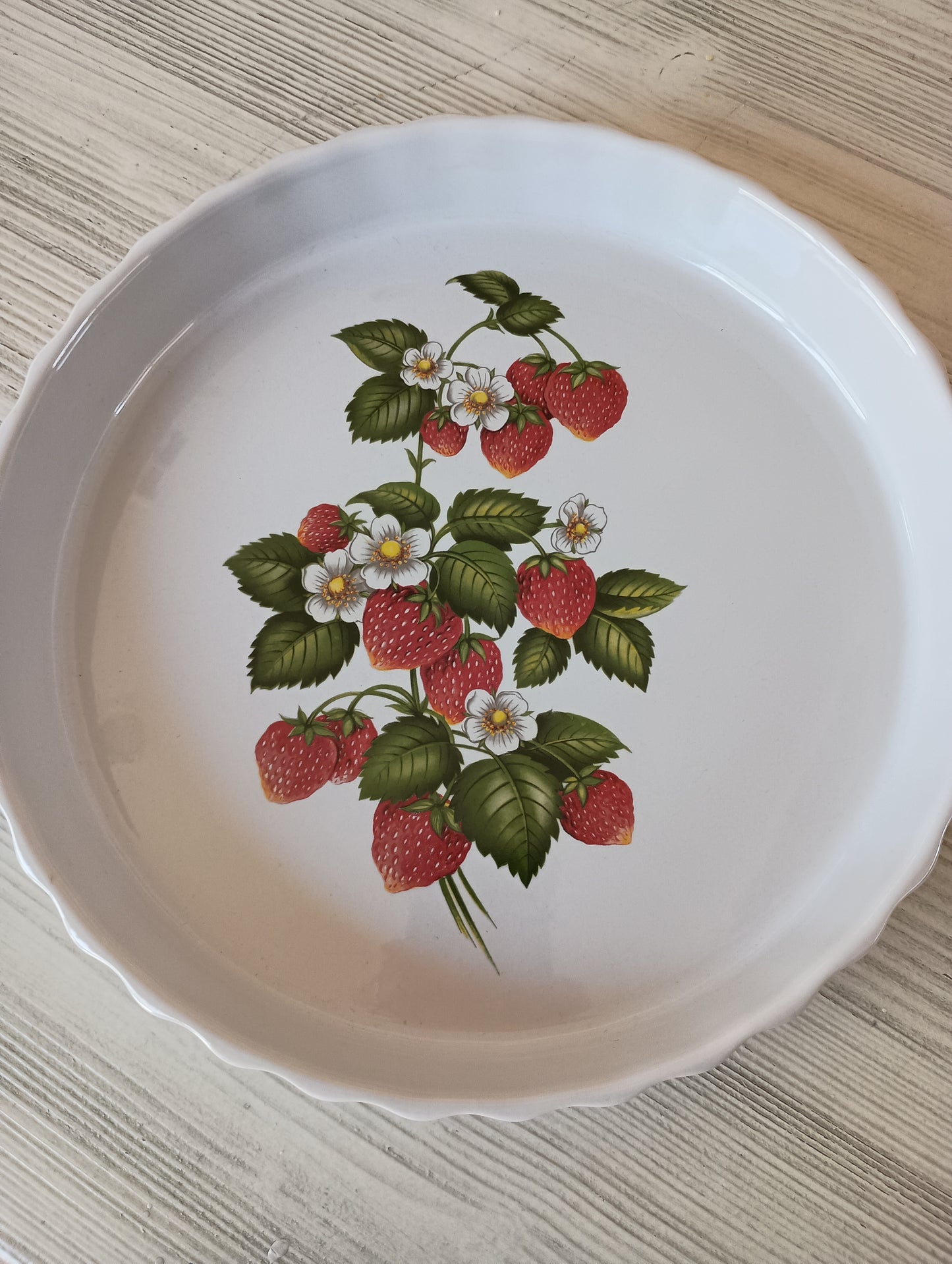 Strawberry display large plate, vintage