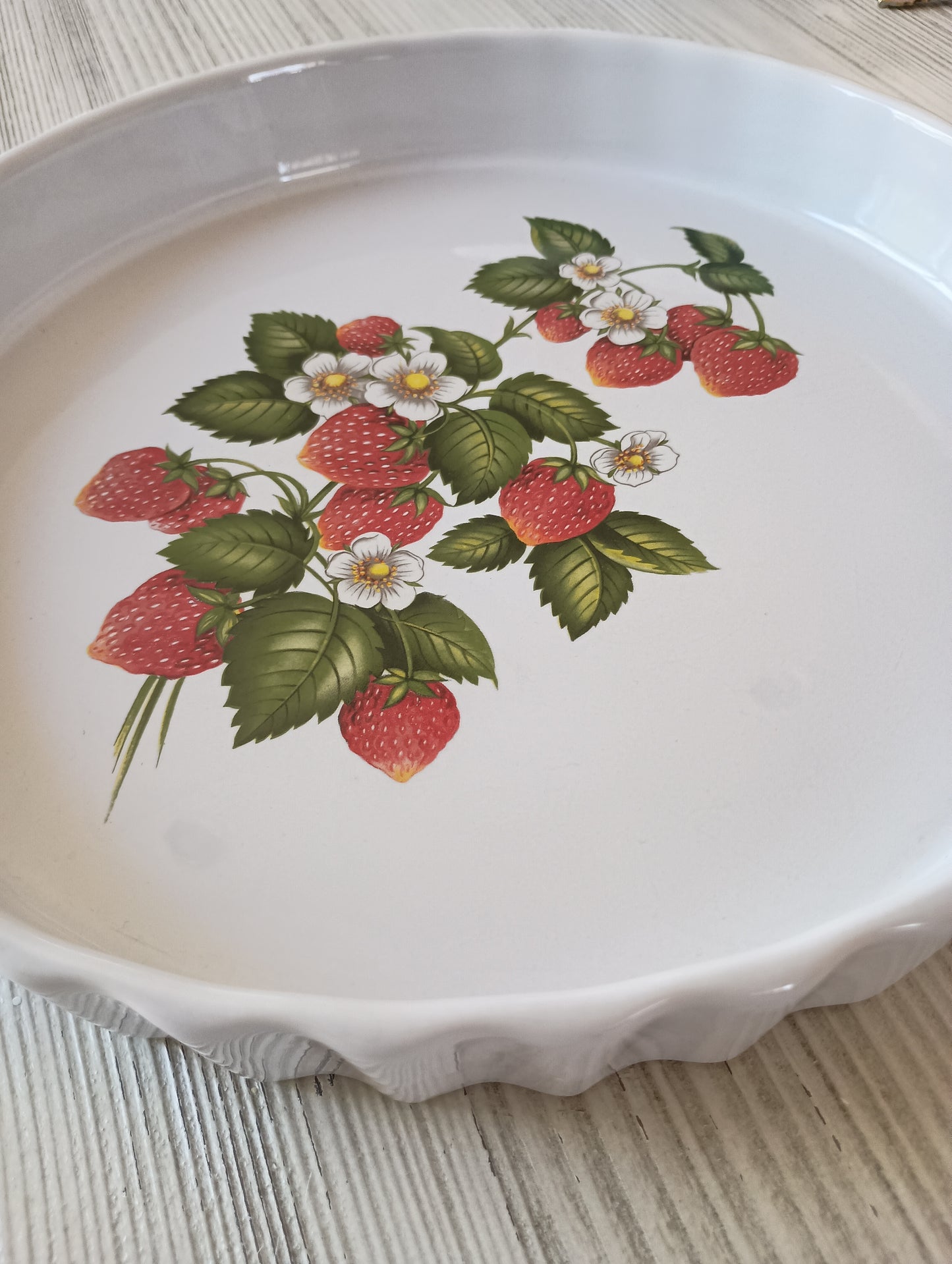 Strawberry display large plate, vintage