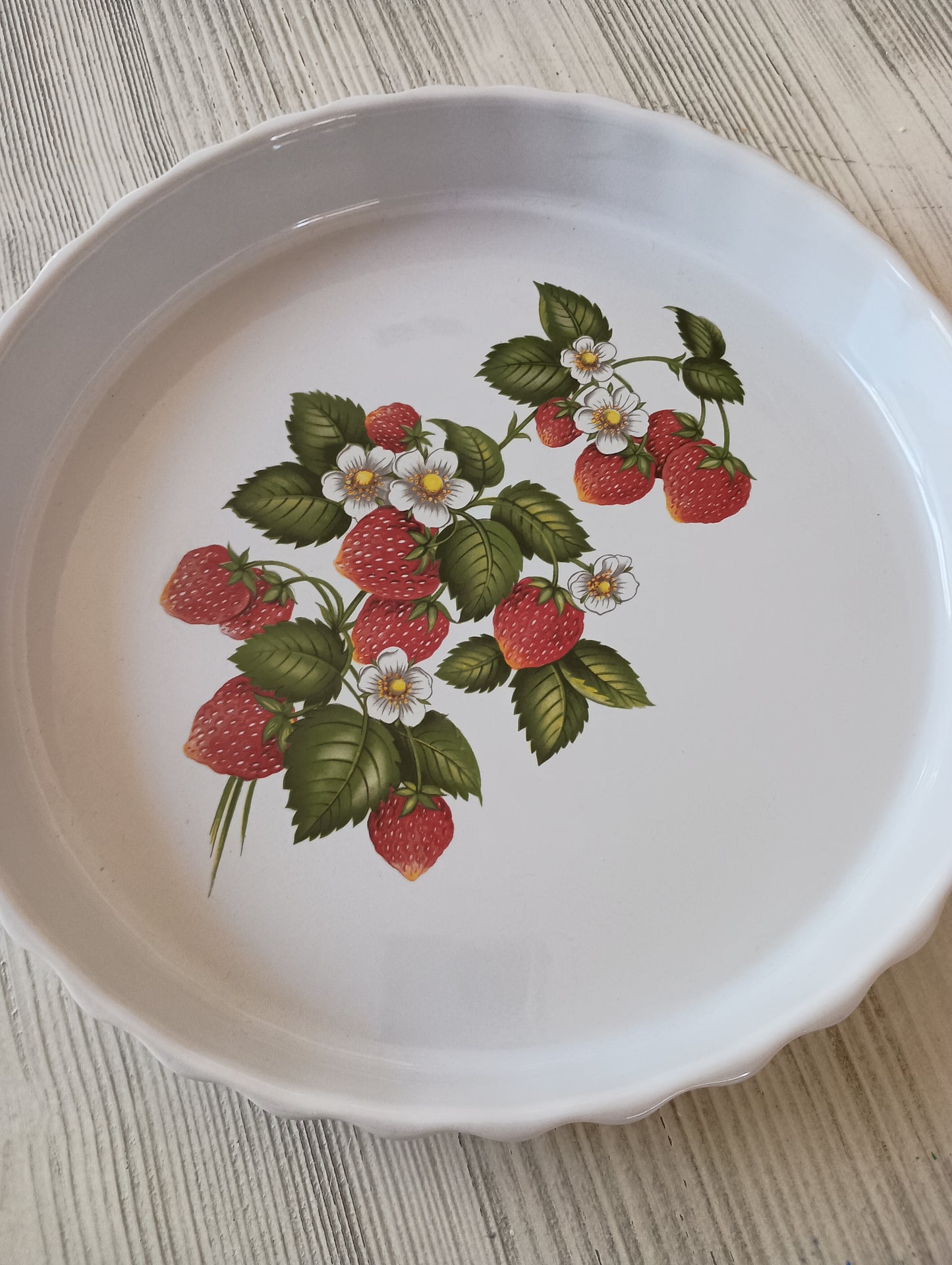 Strawberry display large plate, vintage